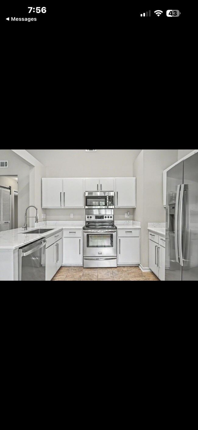 Building Photo - 1453 Cypress Ct