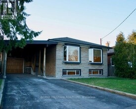 Building Photo - 162 Combe Ave