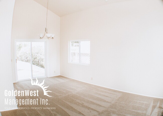 Building Photo - 12542 Darkwood Rd