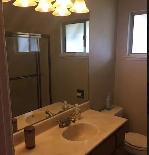 Foto del edificio - 3915 Beechwood Dr