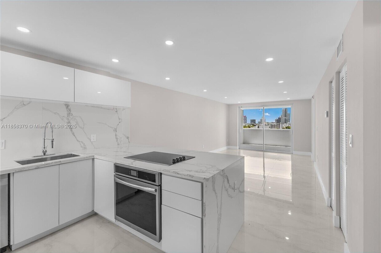 Photo - $3,600MONTHLY; 1331 LINCOLN RD #1302 MIAMI BEACH, FL 33139