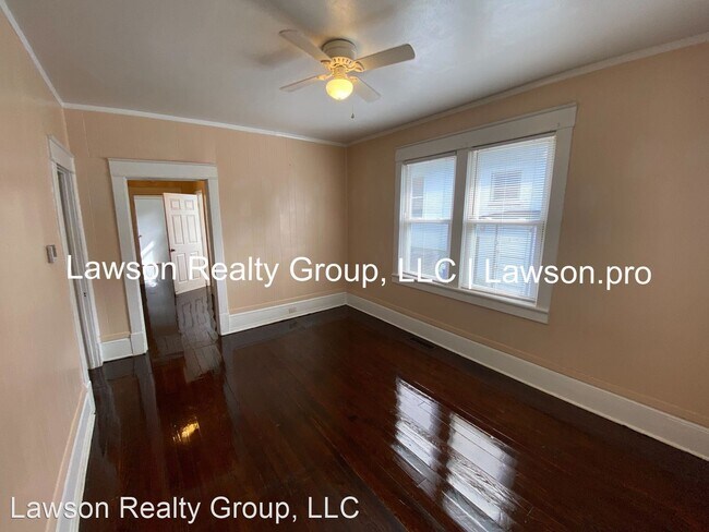 Building Photo - 2 br, 1 bath House - 26 13th St.