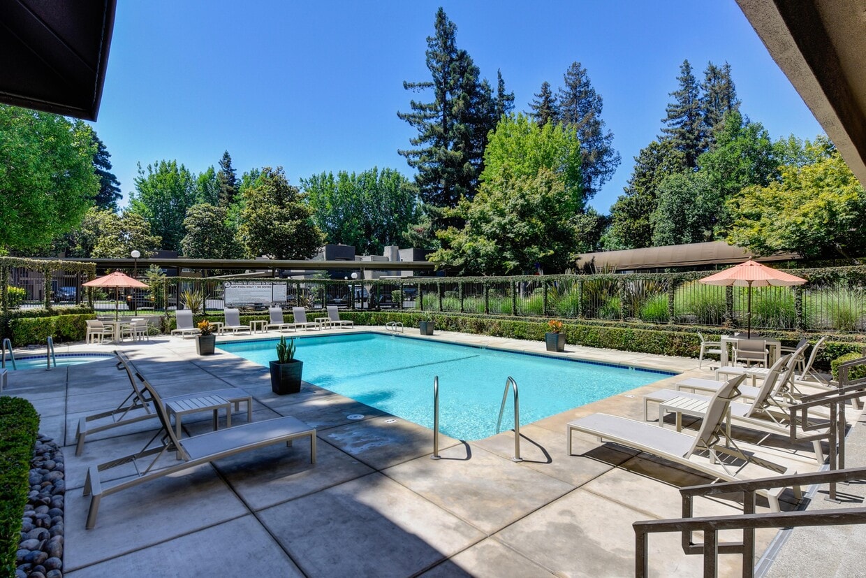 Marina Village West Apartments in Stockton, CA