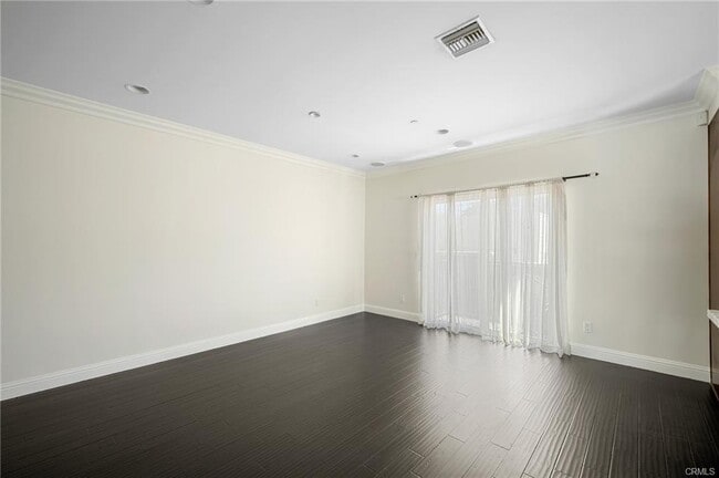 Foto del edificio - 750 E Orange Grove Ave