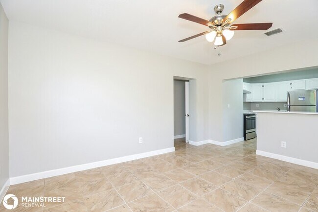 Foto del edificio - 2340 NW 152nd St