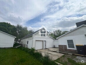 Building Photo - 2208 Hendricks St