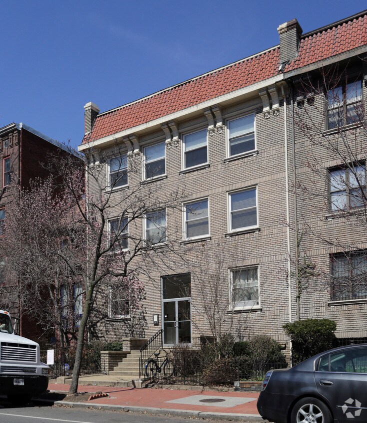 Primary Photo - 1725 T St NW