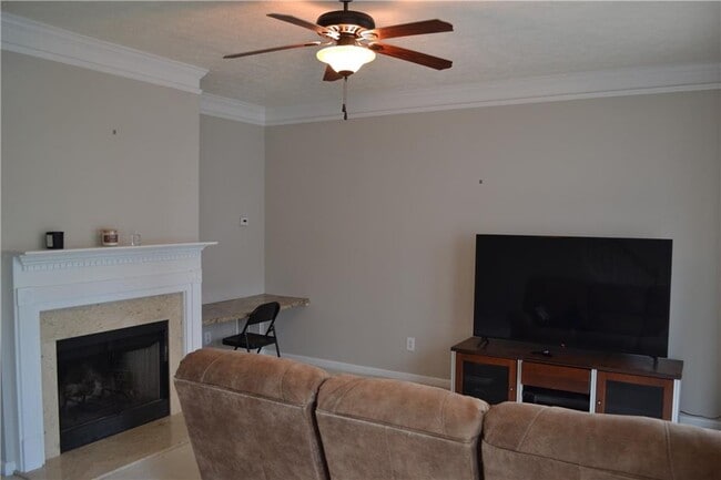 Building Photo - 133 Benfield Cir SE