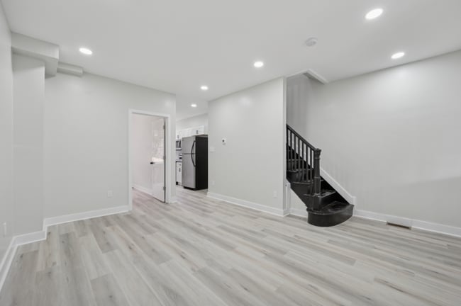 Building Photo - 6044 Allman St