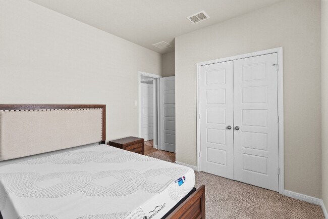 Foto del edificio - 218 Nespral Dr