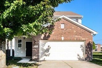 Building Photo - 15559 Old Pond Cir