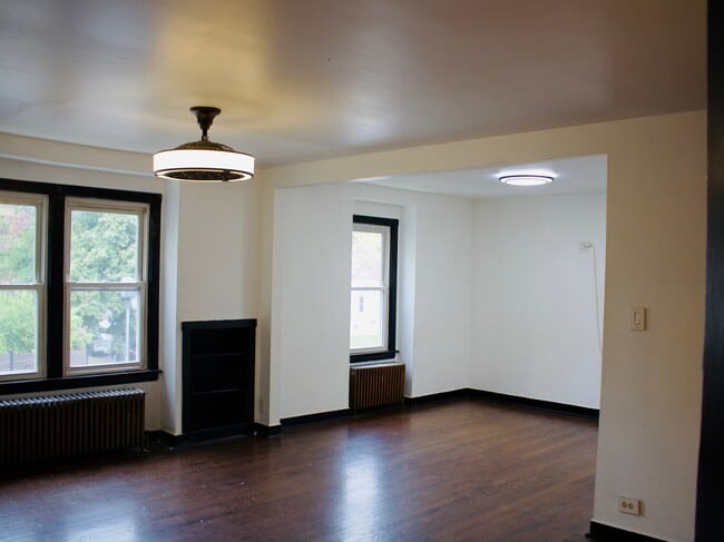 Foto del edificio - 3258 N Kostner Ave