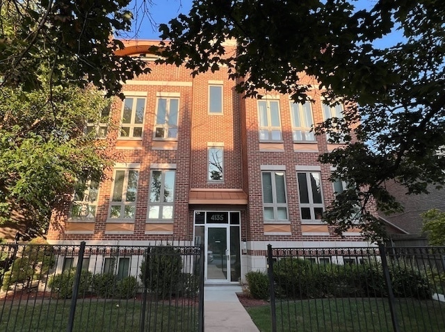 Primary Photo - 4135 N Kedvale Ave