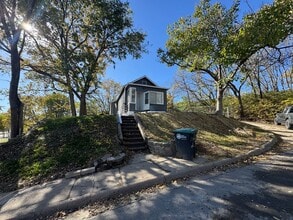 Building Photo - 2761 Dean Cir