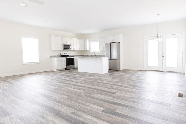 Building Photo - 3017 Silver Charm Ct
