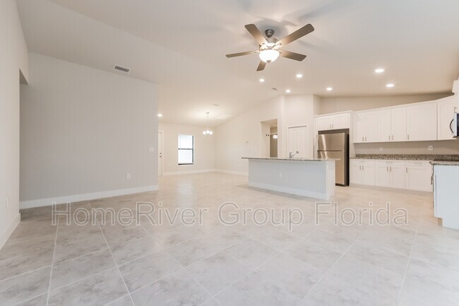 Building Photo - 3411 21st St W