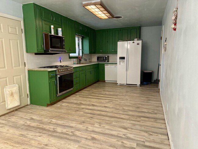 Foto del edificio - 4419 Call Field Rd