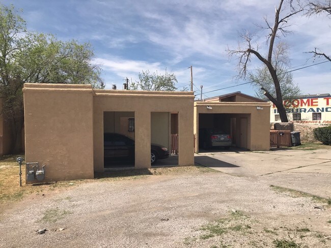 Foto del edificio - 8100 Alameda Ave