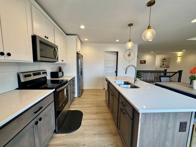 Foto del edificio - 3 bed 2 bath 1 year old house in SE Lincoln