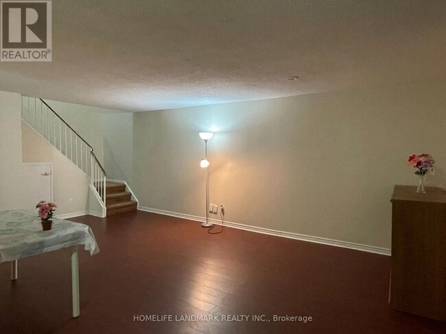 Building Photo - 3025 The Credit Woodlands