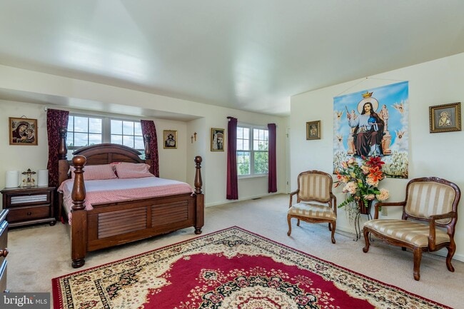 Building Photo - 6153 Spring Knoll Dr