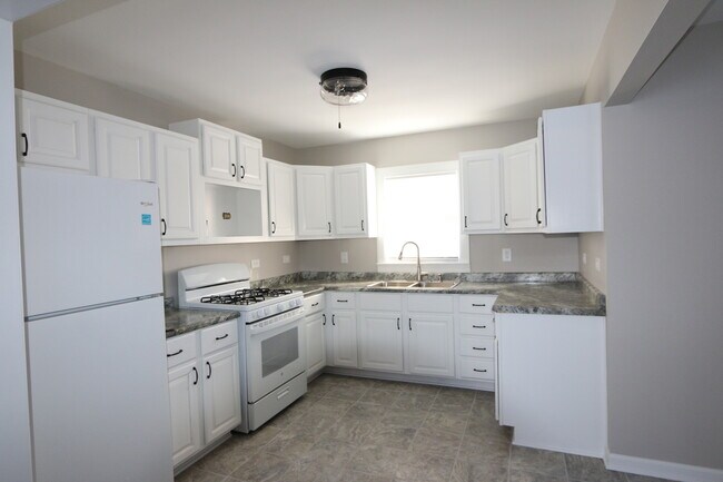 Foto del edificio - 907 W Broadway St
