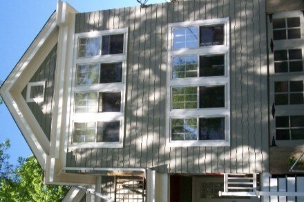 FRENTE - 1179 Herschel Ave