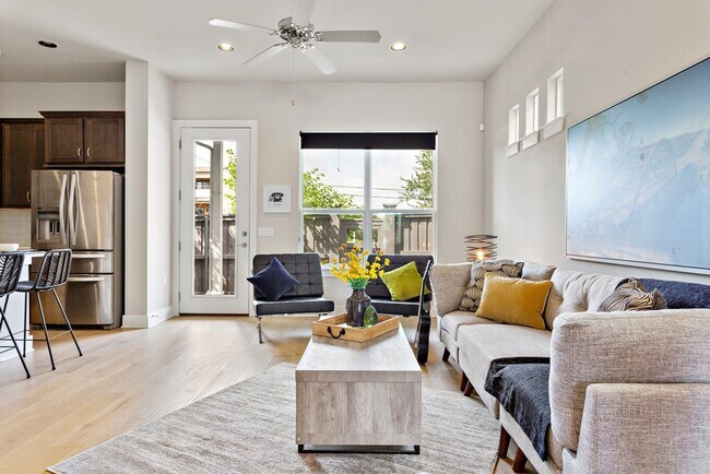 Foto del edificio - 3108 E 51st St