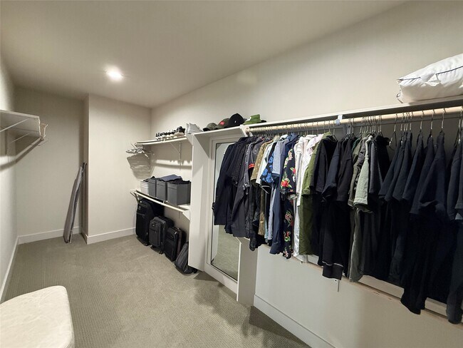 Foto del edificio - 6820 Rocinante Ln