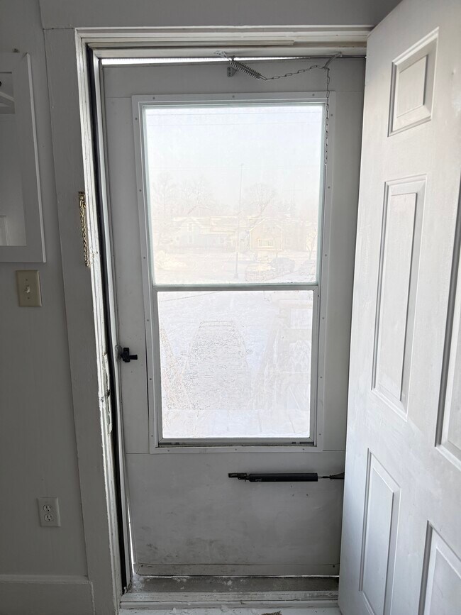 Foto del edificio - 121 W Plymouth St