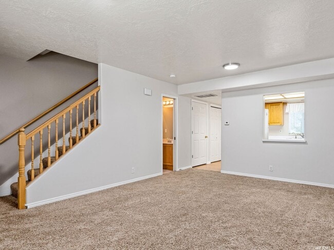 Building Photo - Cute 3 Bed 1.5 Bath in Provo!!