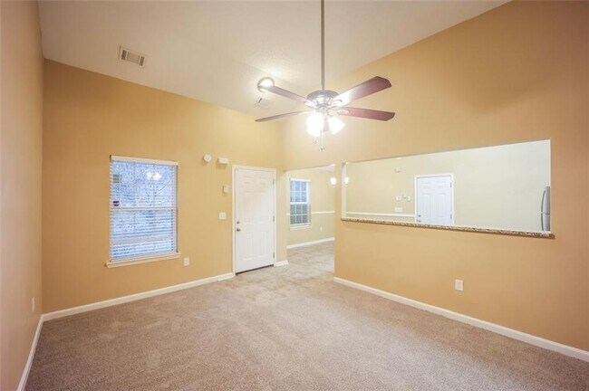 Foto del edificio - 4827 Wolfcreek View