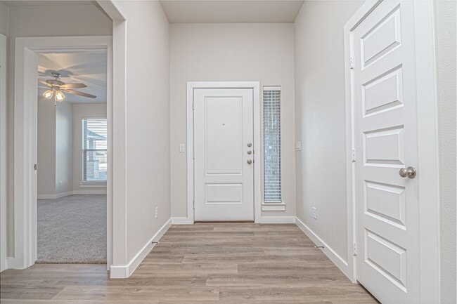 Building Photo - 6106 Purtis Crk Dr