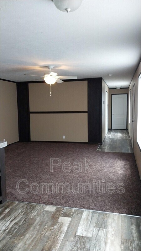 Building Photo - 3138 Wintersong Dr