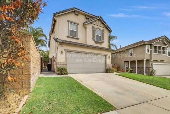 Foto del edificio - 5730 Autumnwood Ln