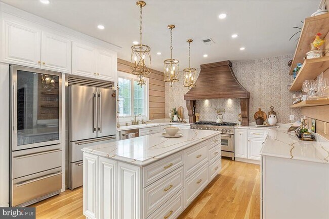 Foto del edificio - 15043 Gaines Mill Cir