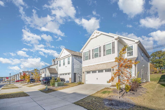 Building Photo - 15223 Scoter St