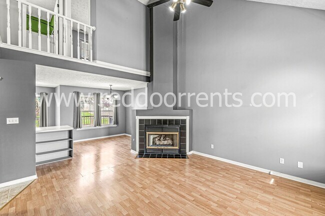 Foto del edificio - Charming 3-Bedroom Ranch with Scenic Backy...