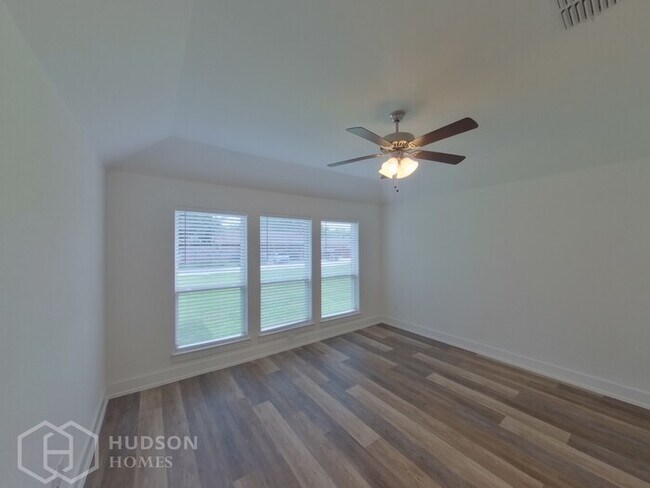 Building Photo - NEW CONSTRUCTION NOW AVAILABLE! - 318 E. L...