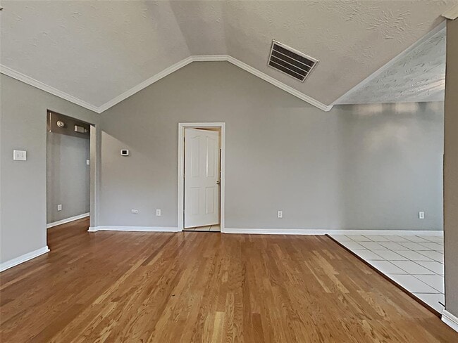 Building Photo - 4830 Edgegate Dr
