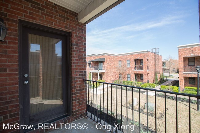 Building Photo - 2 br, 2.5 bath House - 713 S Madison Pl