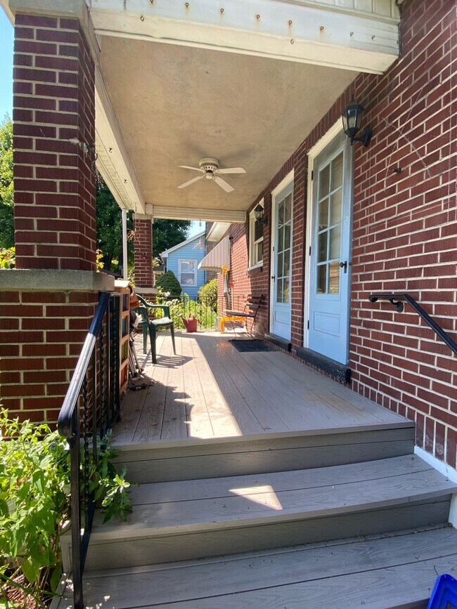 Rear patio - 1509 Spring St