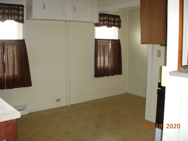 Building Photo - 2126 College Ave