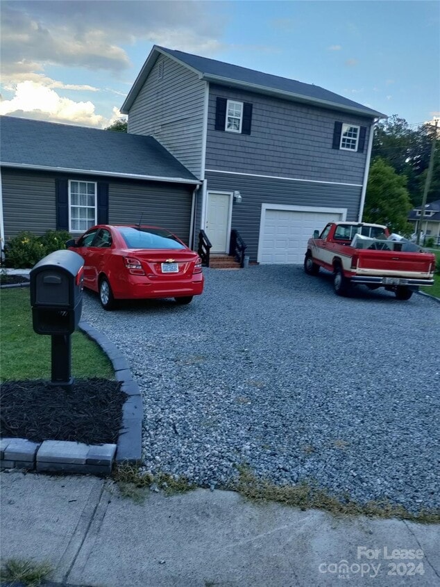 113 Whispering Pines Ln, Huntersville, NC 28078 Townhome Rentals in