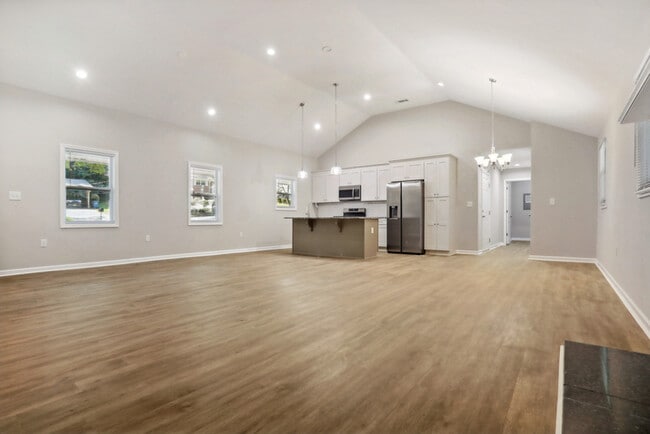 Foto del edificio - 2489 Greenwood Cir
