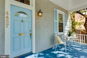 Foto principal - 4457 MacArthur Blvd NW