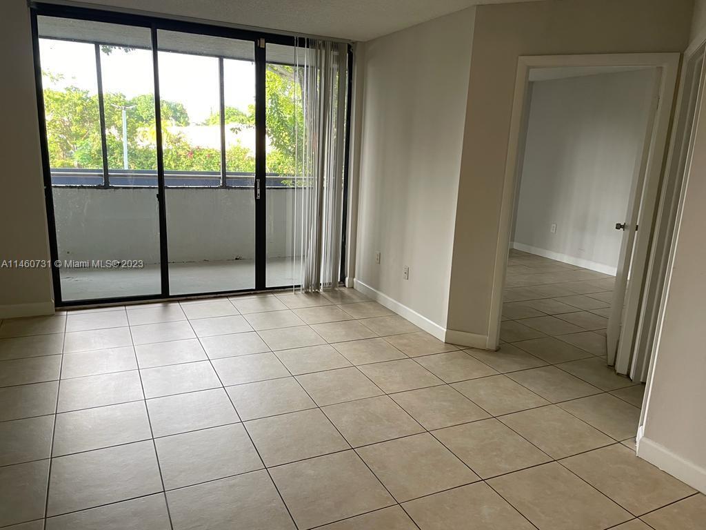 Foto principal - 8205 SW 152nd Ave