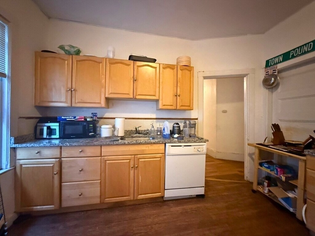 Primary Photo - 34 Cherokee St