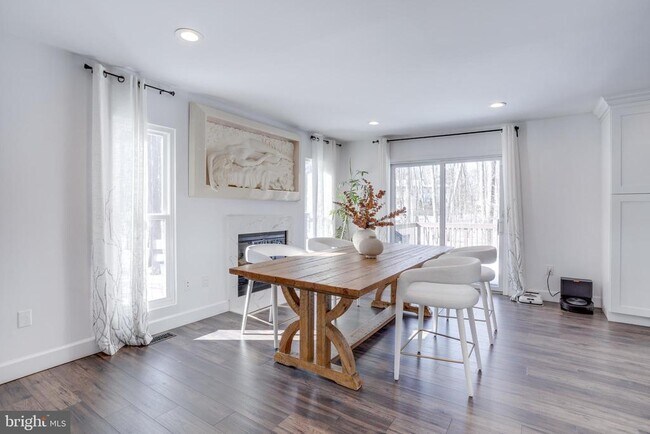 Foto del edificio - 5704 Wood Duck Ct