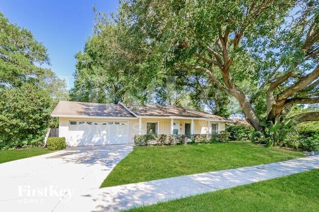 Building Photo - 302 Sanora Blvd